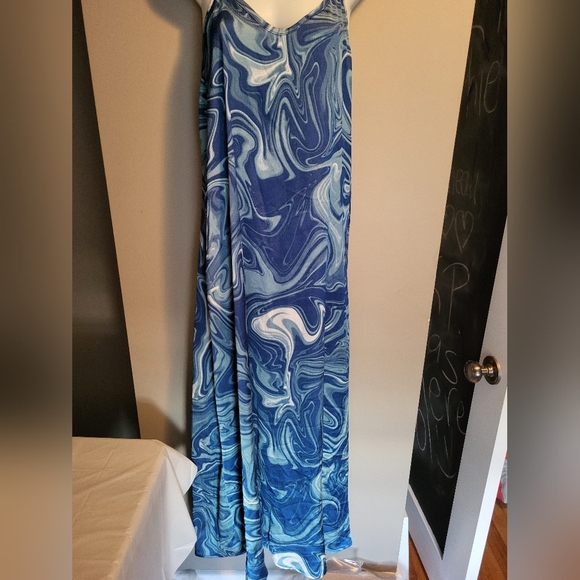 NEW LulaRoe Summer Dress Size Medium - Picture 2 of 4